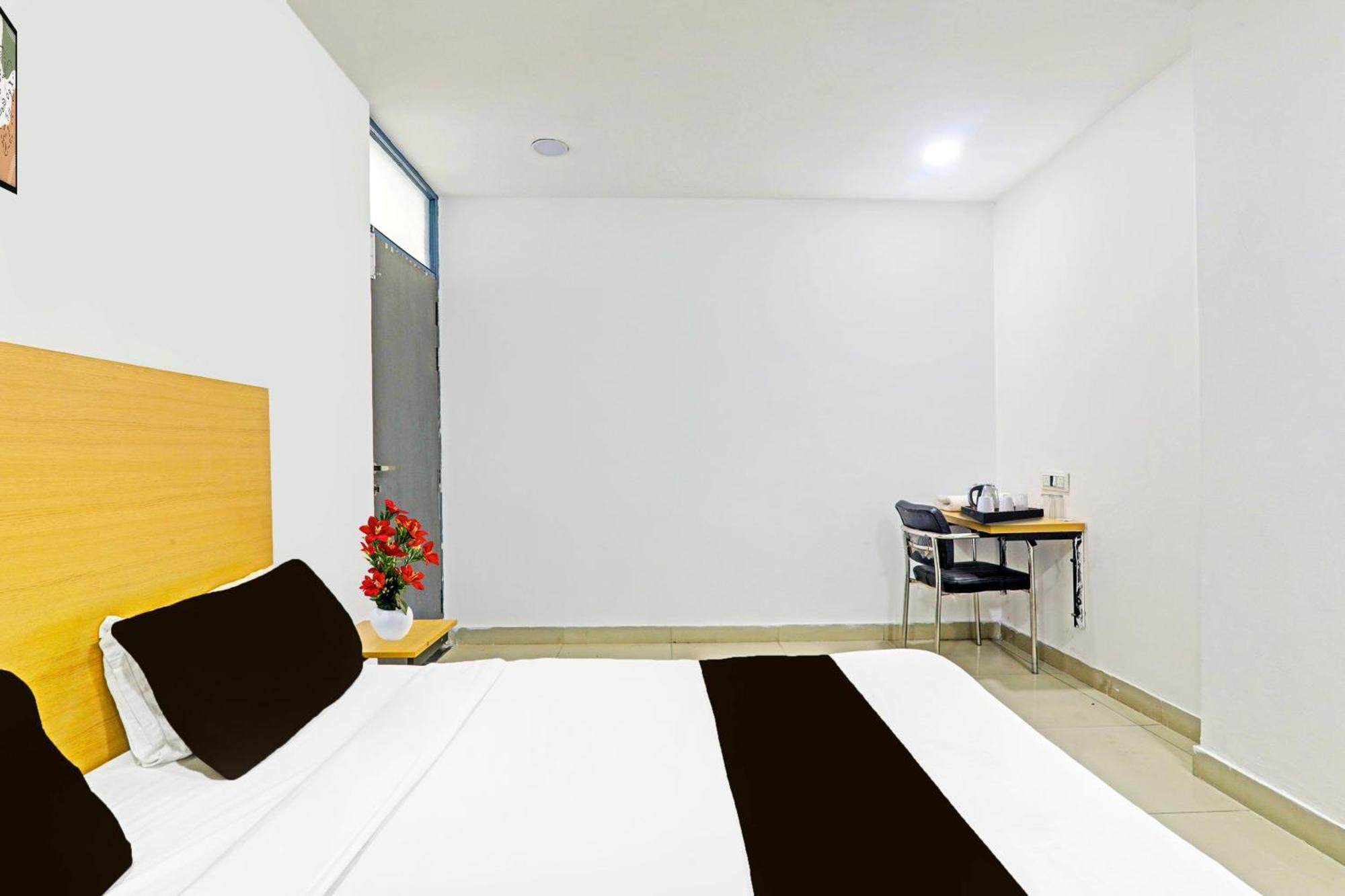 Super Hotel O Jankipuram Near Sahara State Formerly Basera Homes Hasanganj 외부 사진