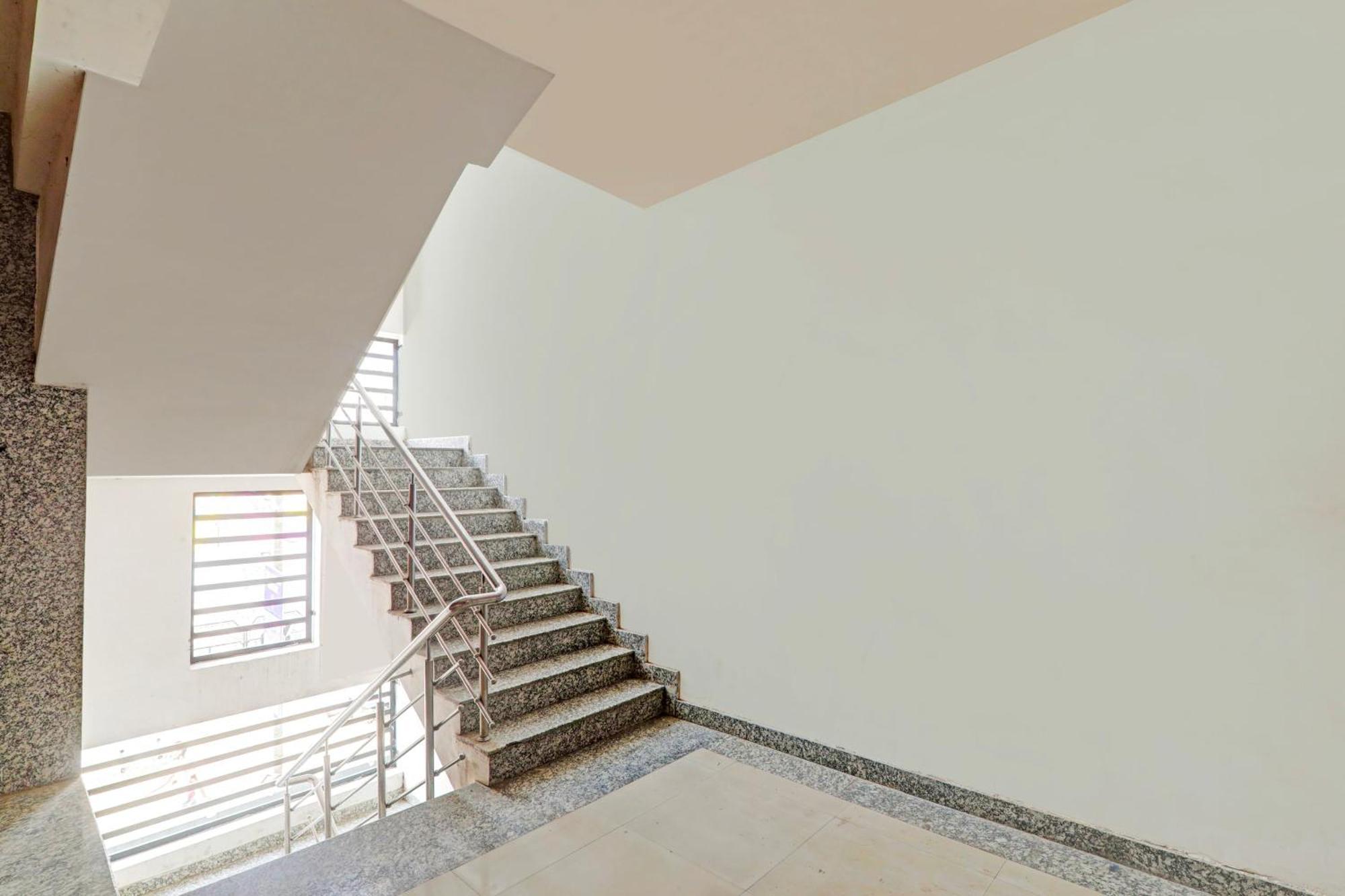 Super Hotel O Jankipuram Near Sahara State Formerly Basera Homes Hasanganj 외부 사진